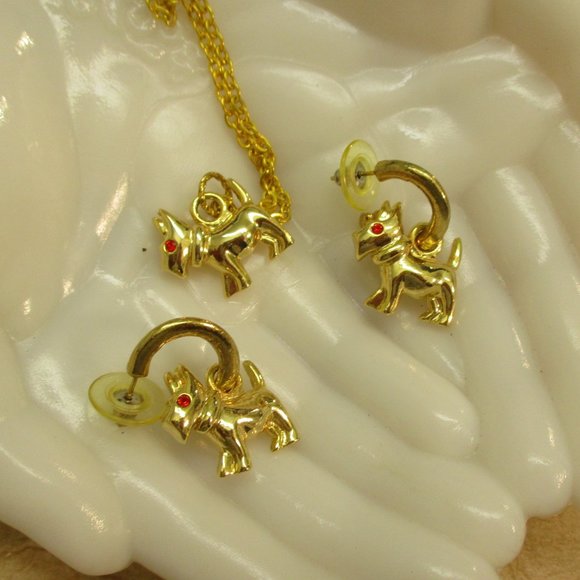 VINTAGE DOG Pendant Necklace Earrings ~ Gold Plate Terrier Rhinestone Dangle Lot - Picture 1 of 16